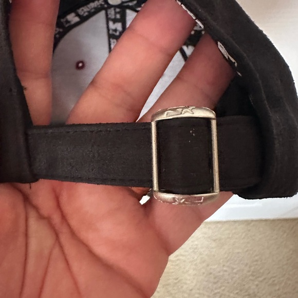 ❤️ BOGO IU Hoosiers Indiana University Black Cap with Red Logo - Picture 8 of 9